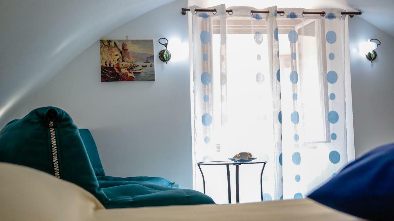 La Mostra Boutique